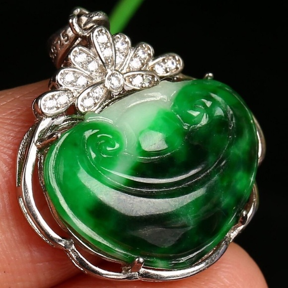 925 Silver Cert'd Natural Green Grade A Jadeite Jade Pendant RuYi 如意 - Picture 9 of 11